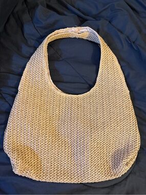 H&M Woven Shoulder Bag in Beige